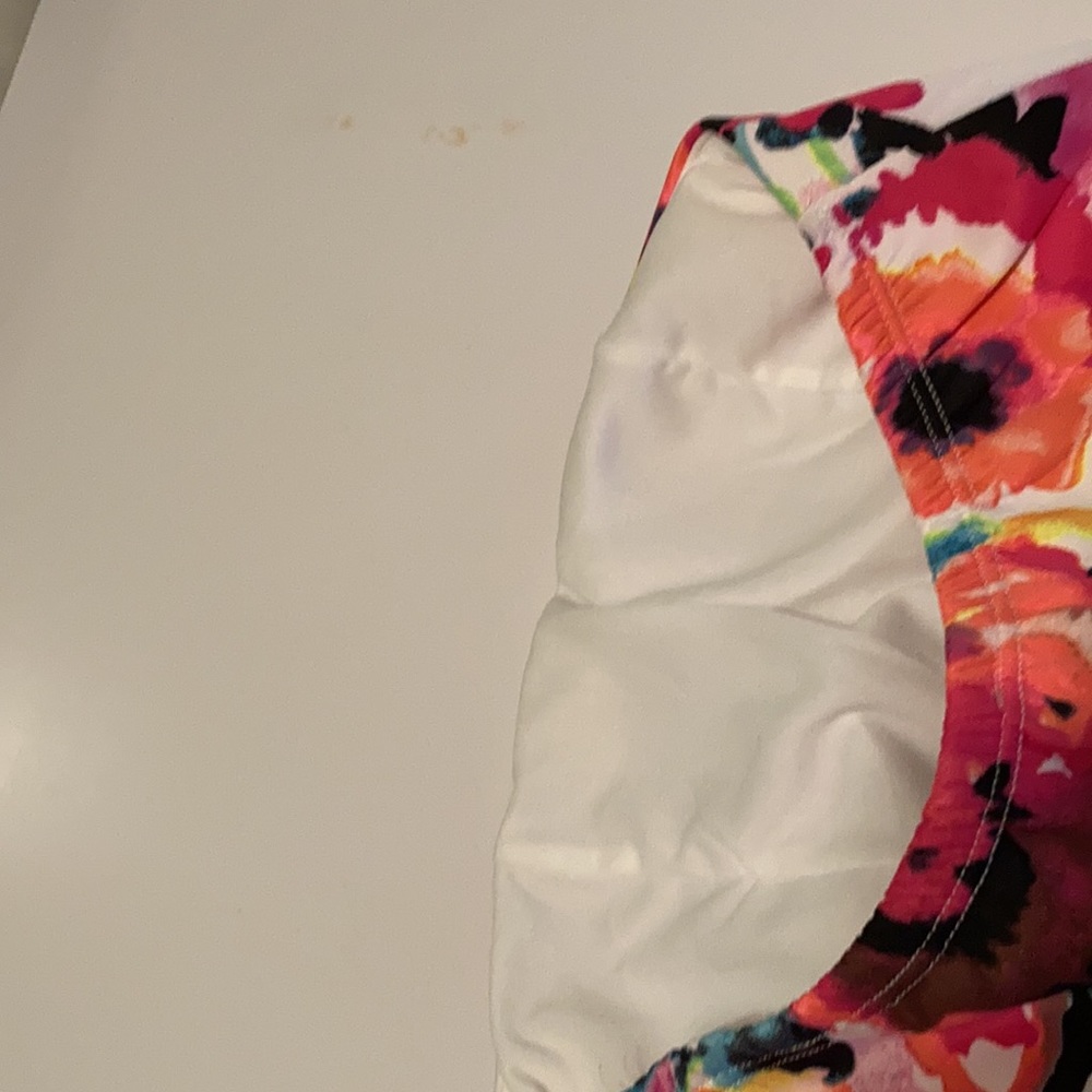 Small Romper🦋 - Picture 6 of 8